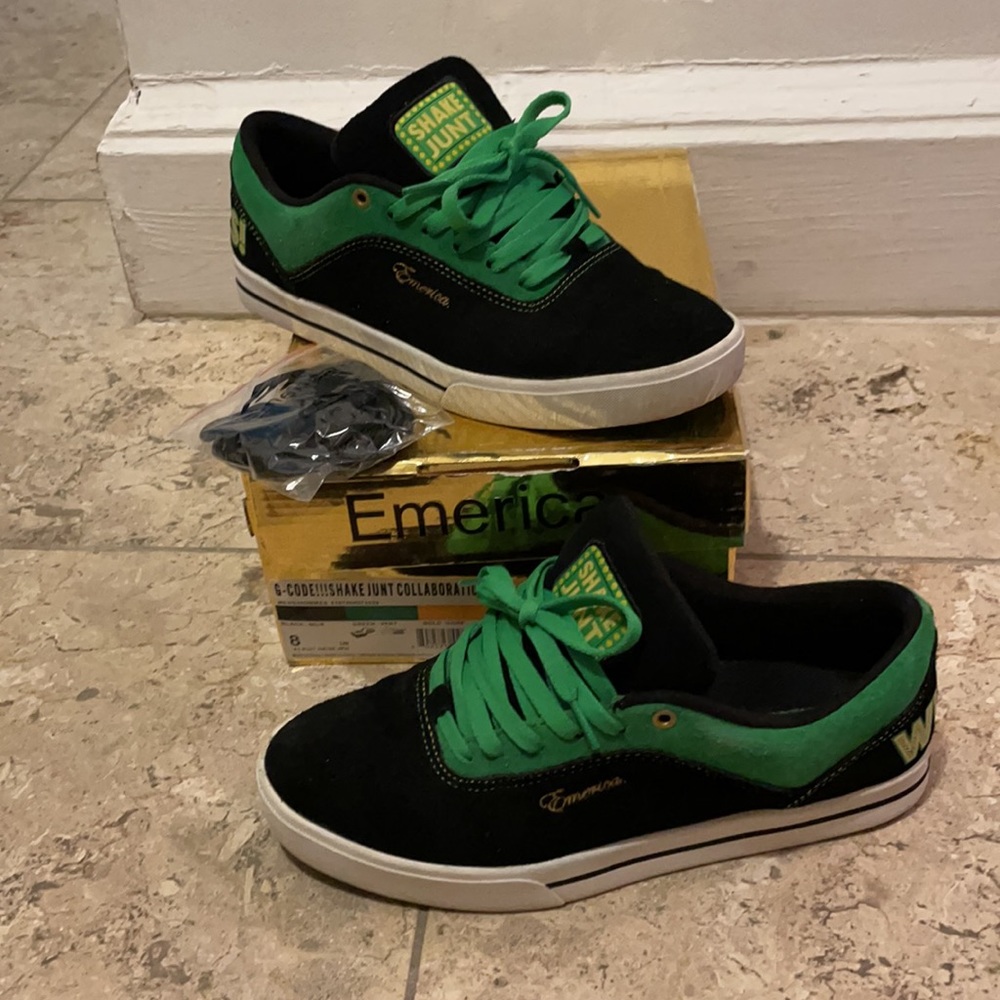 Emerica. G-Code Shake Junt Collaboration - Picture 6 of 9